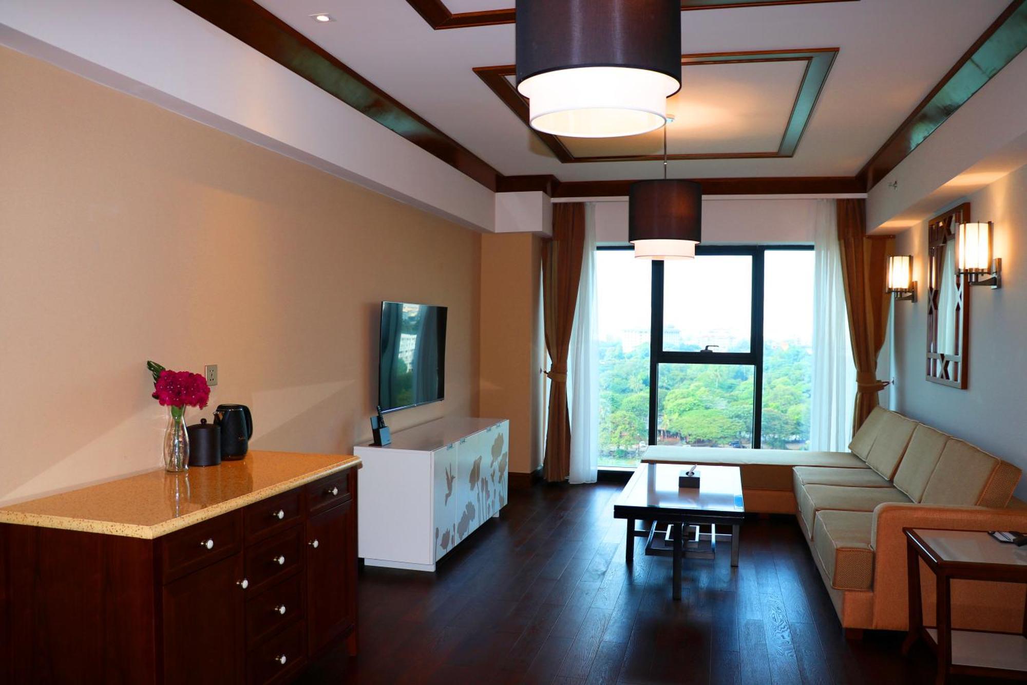 Kantharyar Serviced Apartment Янгон Екстериор снимка