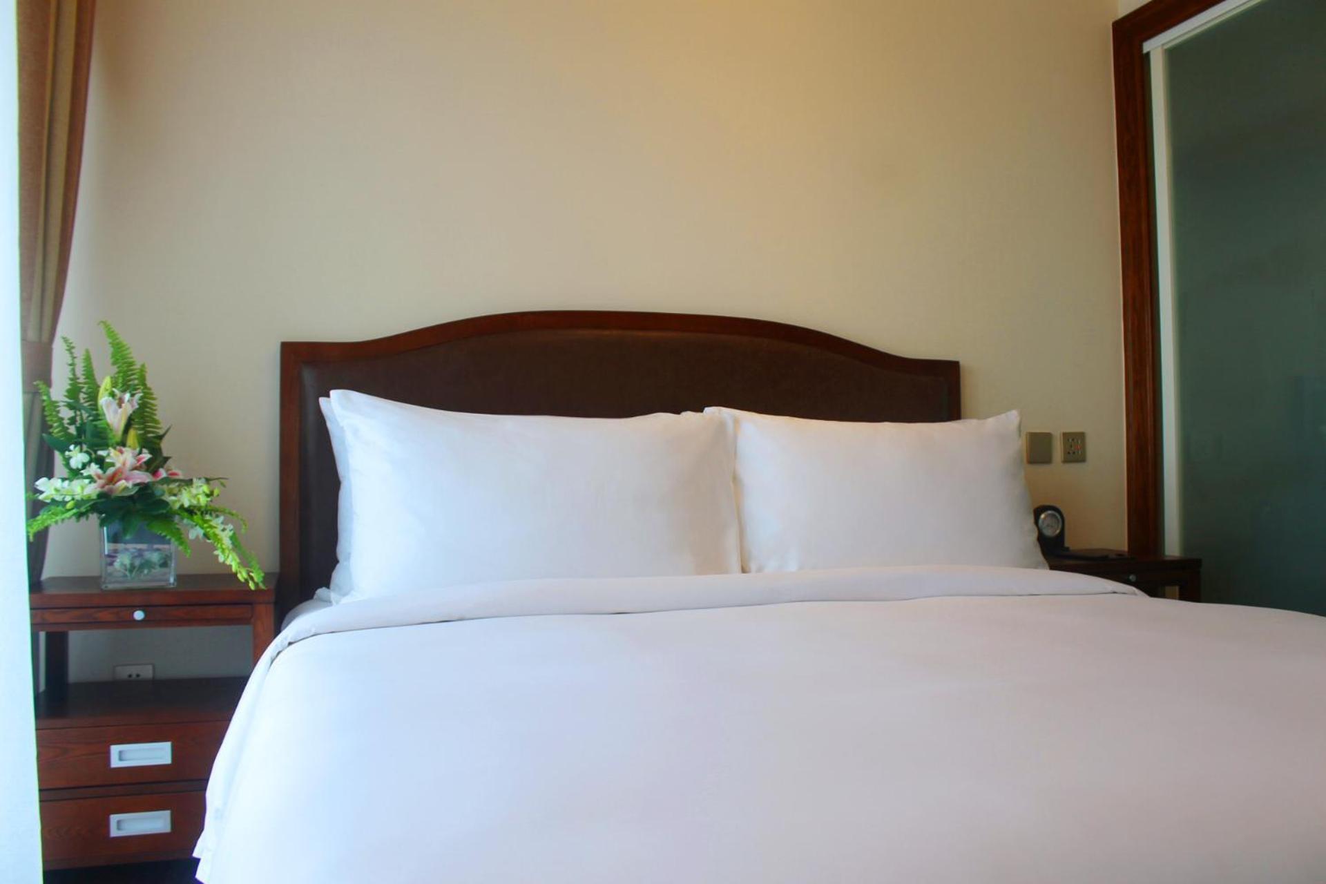 Kantharyar Serviced Apartment Янгон Екстериор снимка