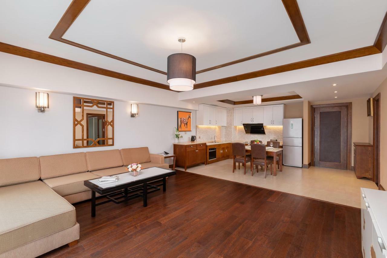 Kantharyar Serviced Apartment Янгон Екстериор снимка